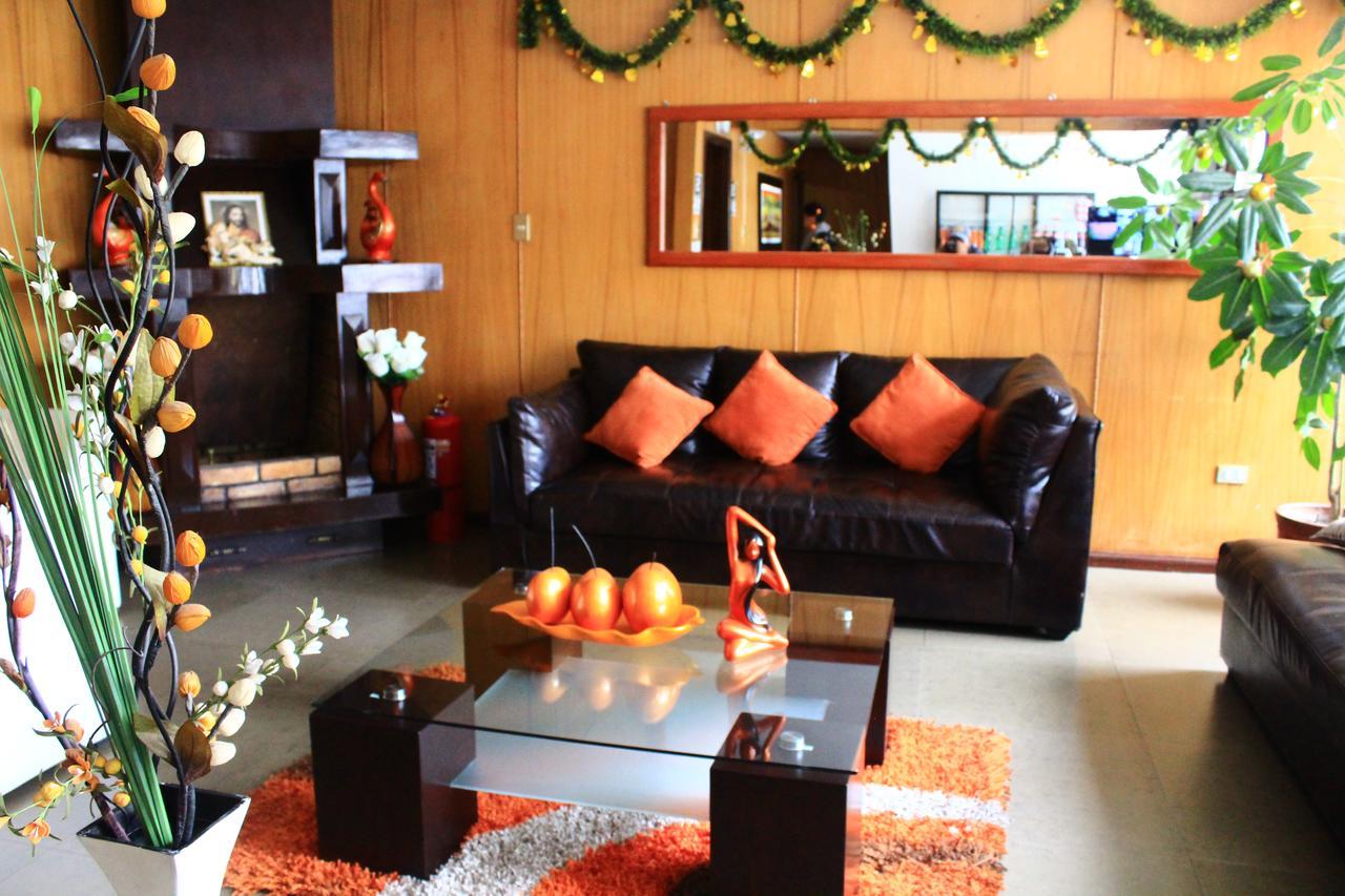 Amaru Hotel Huaraz Buitenkant foto