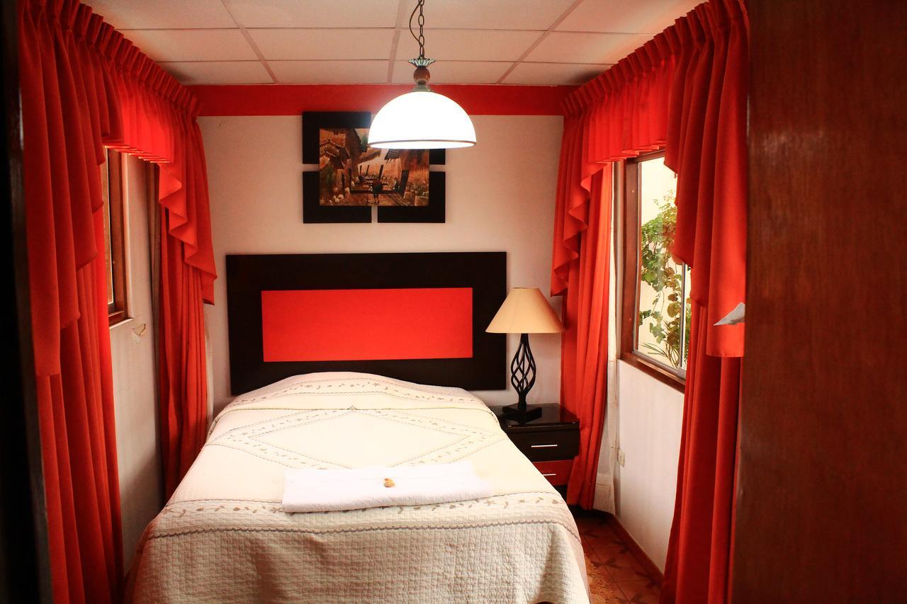 Amaru Hotel Huaraz Buitenkant foto